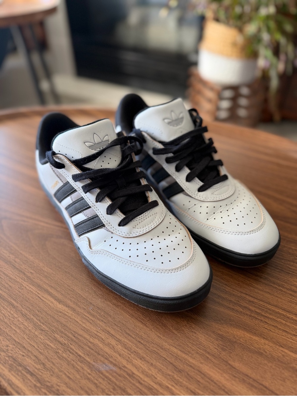 Tyshawn II Adidas Men’s Crystal White and Core Black Skate Shoes
